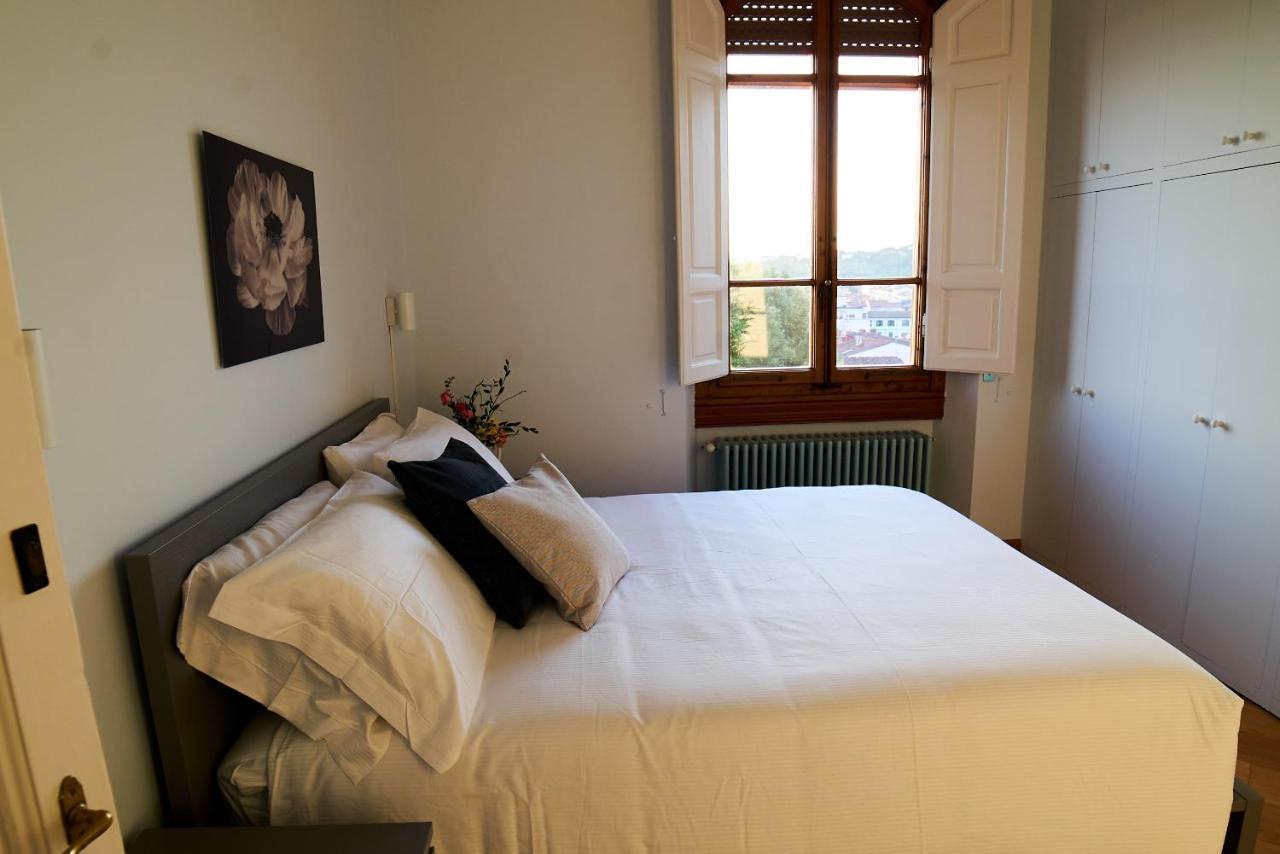 Chic Apt In Villa - Dolcevita Holiday Φλωρεντία Εξωτερικό φωτογραφία