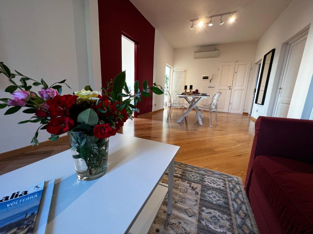 Chic Apt In Villa - Dolcevita Holiday Φλωρεντία Εξωτερικό φωτογραφία