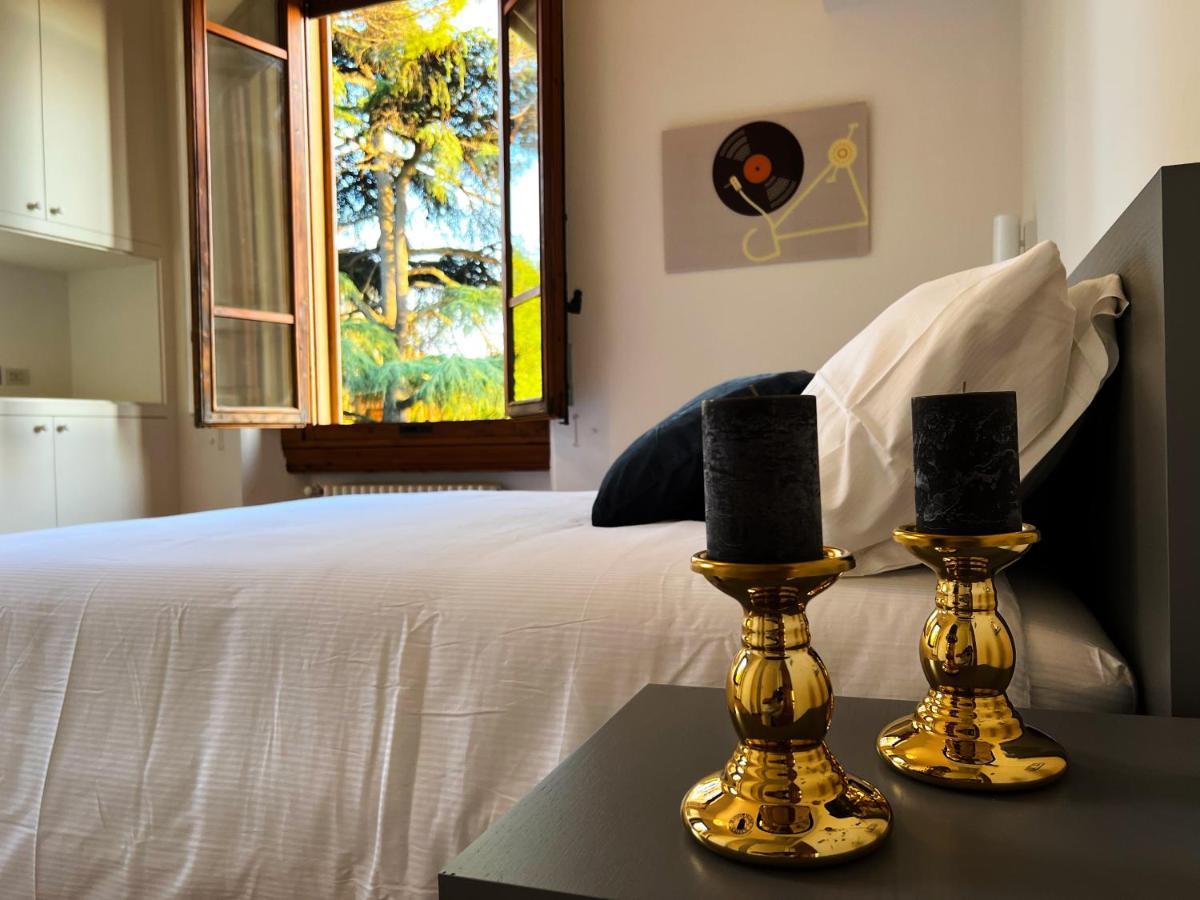 Chic Apt In Villa - Dolcevita Holiday Φλωρεντία Εξωτερικό φωτογραφία