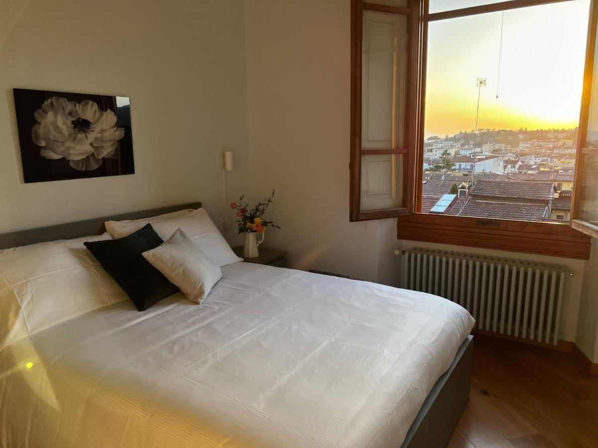Chic Apt In Villa - Dolcevita Holiday Φλωρεντία Εξωτερικό φωτογραφία