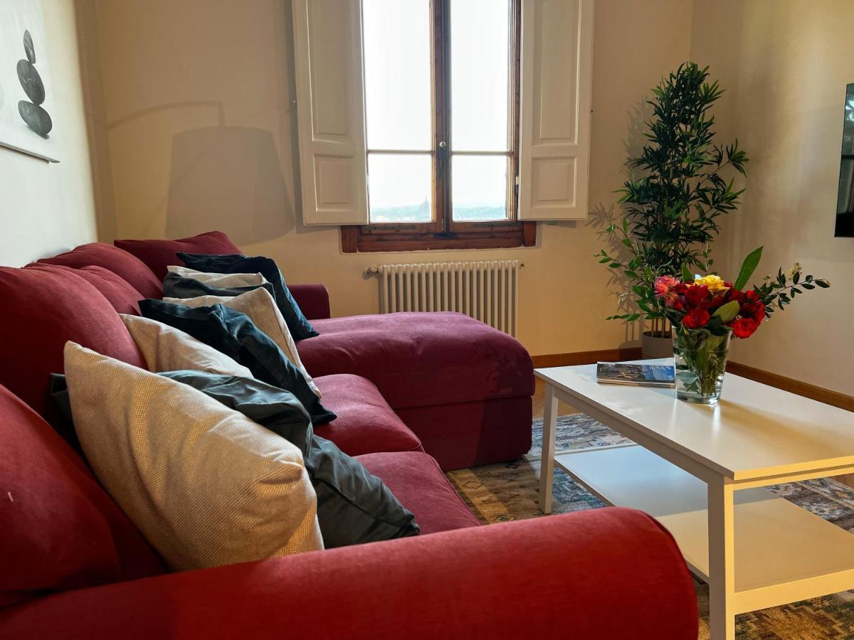 Chic Apt In Villa - Dolcevita Holiday Φλωρεντία Εξωτερικό φωτογραφία