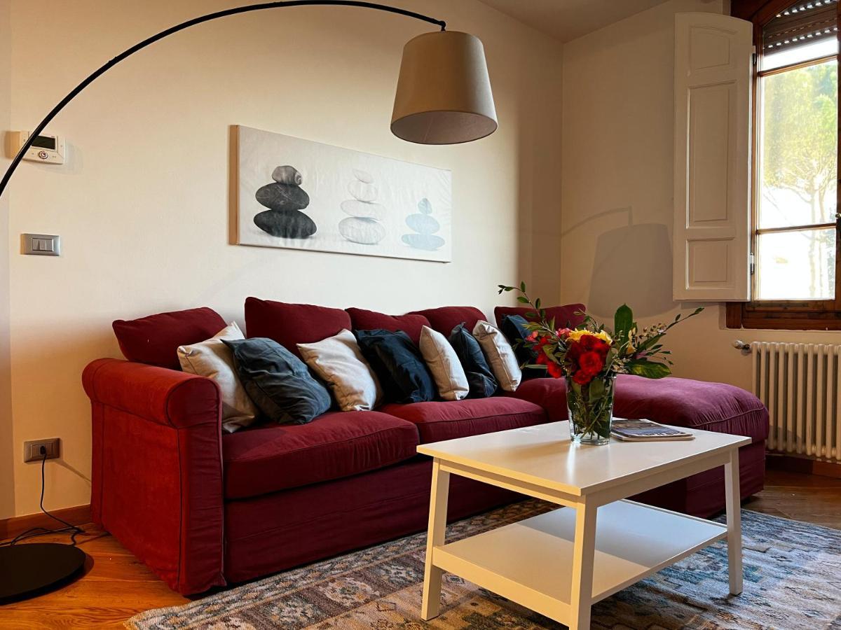 Chic Apt In Villa - Dolcevita Holiday Φλωρεντία Εξωτερικό φωτογραφία