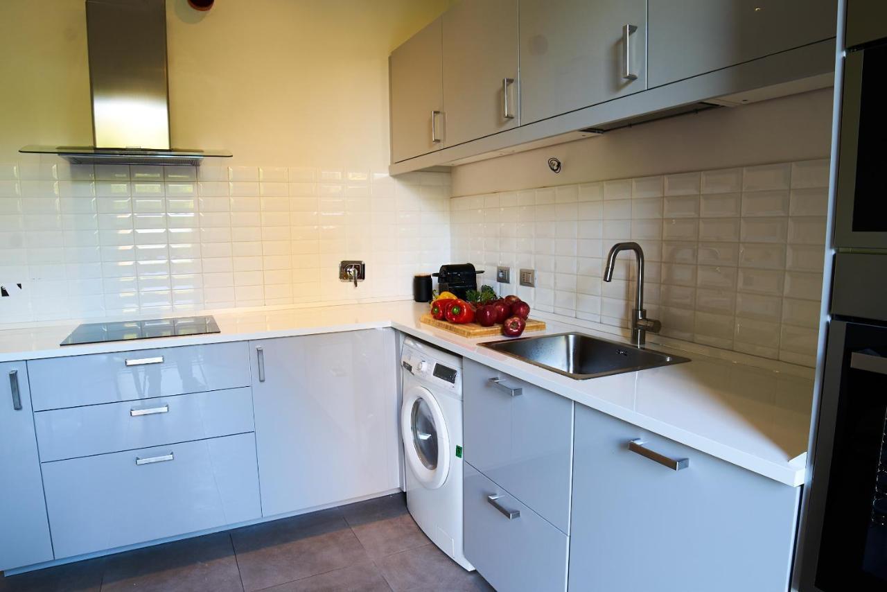 Chic Apt In Villa - Dolcevita Holiday Φλωρεντία Εξωτερικό φωτογραφία