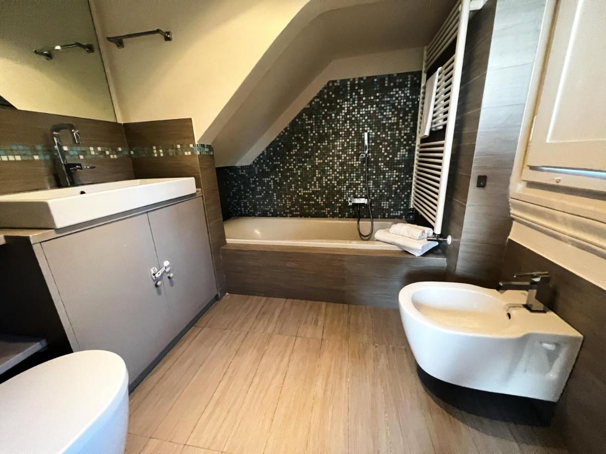 Chic Apt In Villa - Dolcevita Holiday Φλωρεντία Εξωτερικό φωτογραφία
