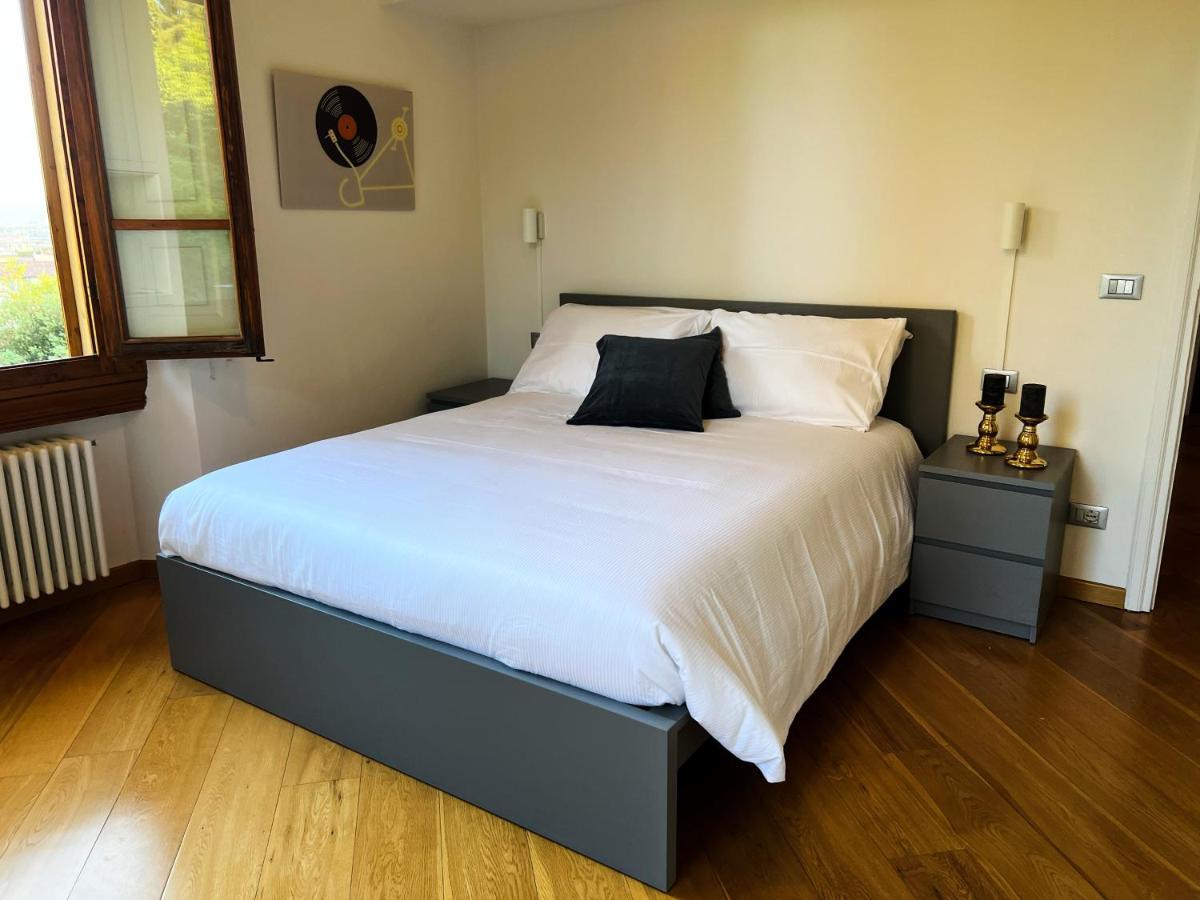 Chic Apt In Villa - Dolcevita Holiday Φλωρεντία Εξωτερικό φωτογραφία